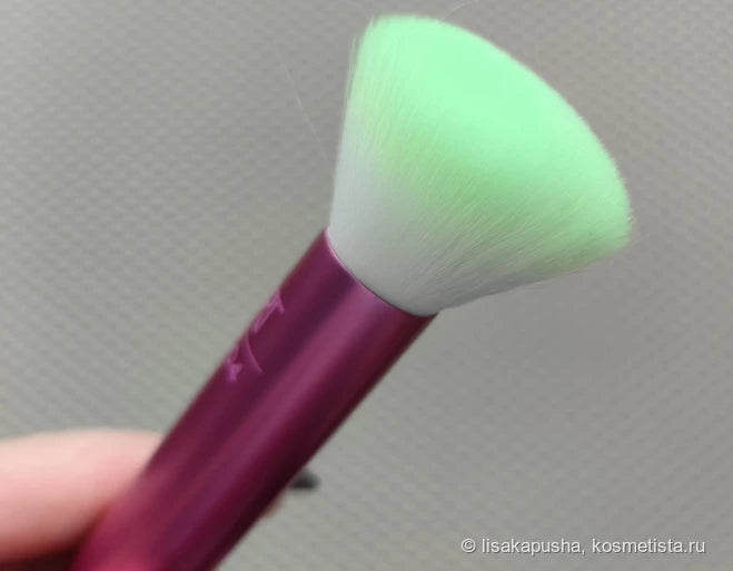 Rt limited edition neon dream brush|Rt 204 for liquid and powder foundation,blush,contour