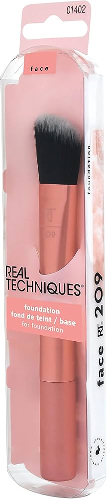 Real technique foundation blending brush| Rt 209
