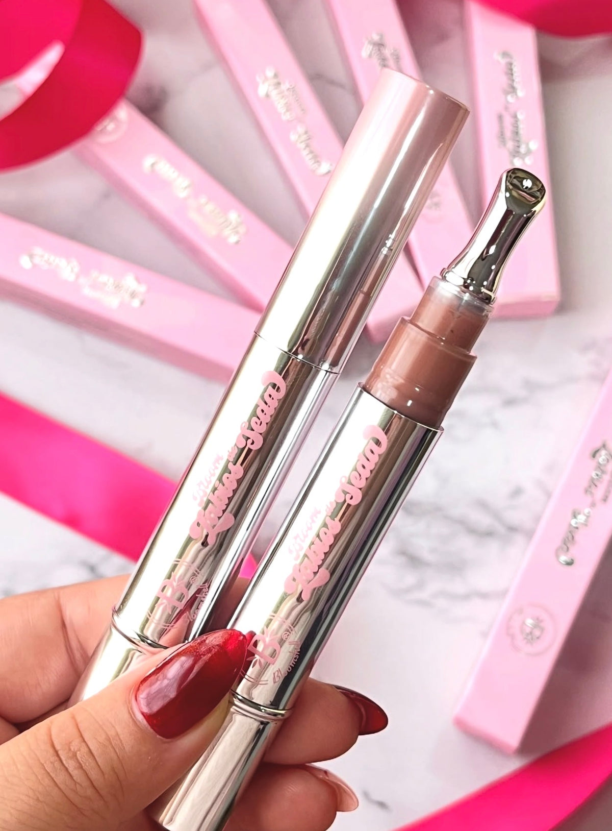 Bloomshell Silky lips lipgloss with box
